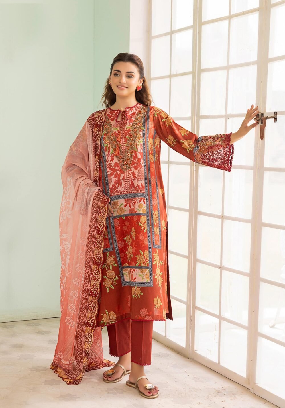 RANGPASAND BY GULLJEE EMBROIDED LAWN SHIRT WITH PURE BAMBER CUTWORK DUPPATA
